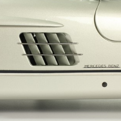 IXO Mercedes 300SL gullwing 1/8 scale model kit