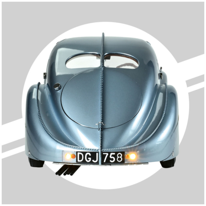 IXO 1/8 Bugatti Type 57 SC Atlantic kit IXO 1/8 Bugatti Type 57 SC Atlantic kit