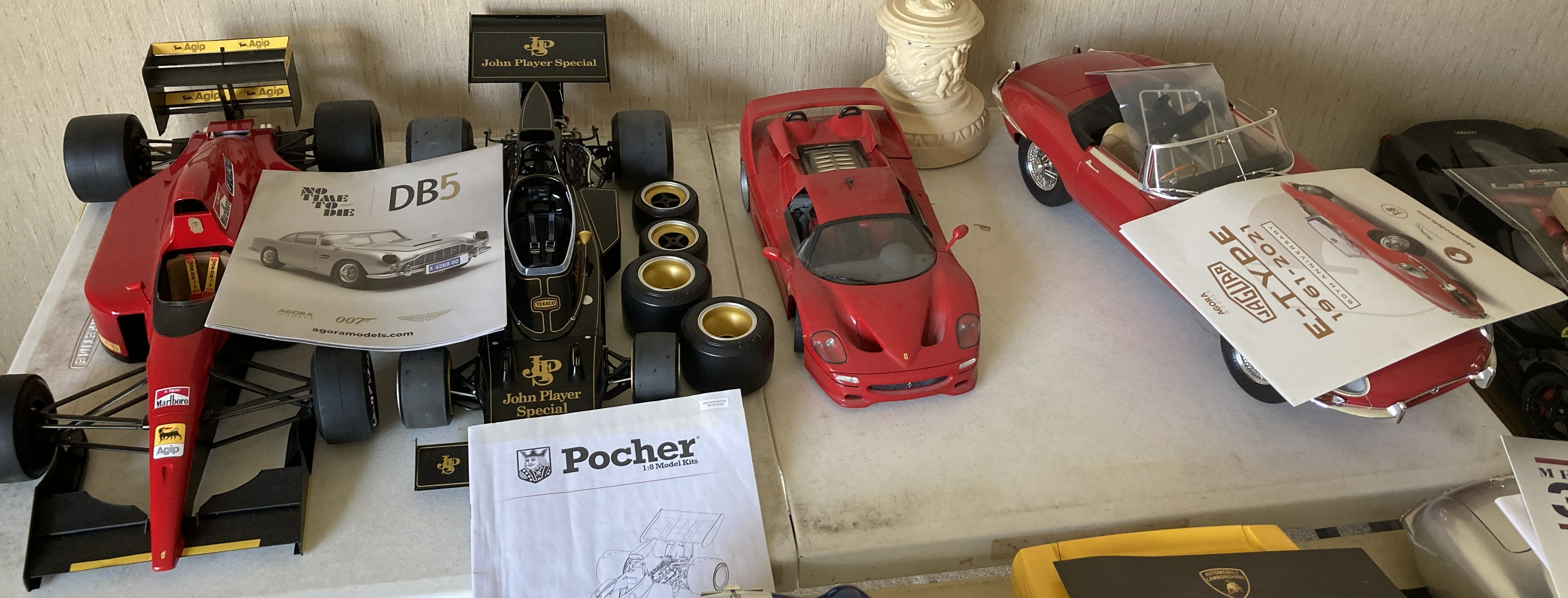 Pre-built 1/8 scale models by Pocher, Agora, IXO and more